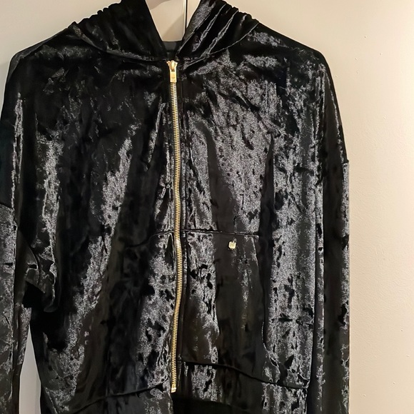 Black Fabletics hooded zip up jacket - Picture 1 of 4
